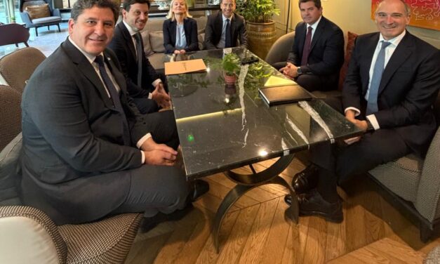 Orrego llevó la minería sanjuanina a París y habló de inversiones por más de US$35.000 millones