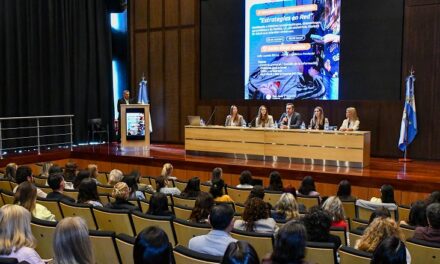 Salud busca fortalecer la atención materno-infantil con nuevas estrategias de trabajo en red