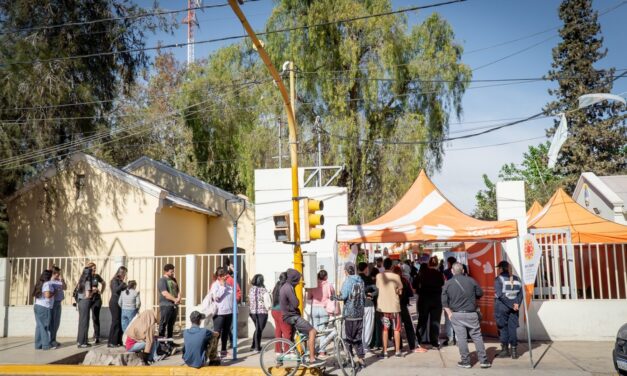 San Juan Cerca llega a Rawson con trámites, controles de salud y una colecta de sangre