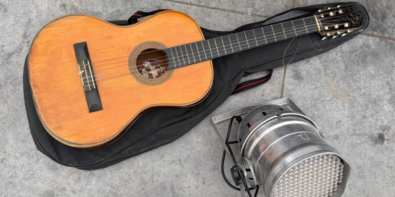 Lo sorprendieron en el techo de una casa en Pocito y huyó con objetos robados