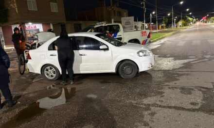 Detuvieron a un hombre armado que circulaba con objetos de dudosa procedencia en Rawson
