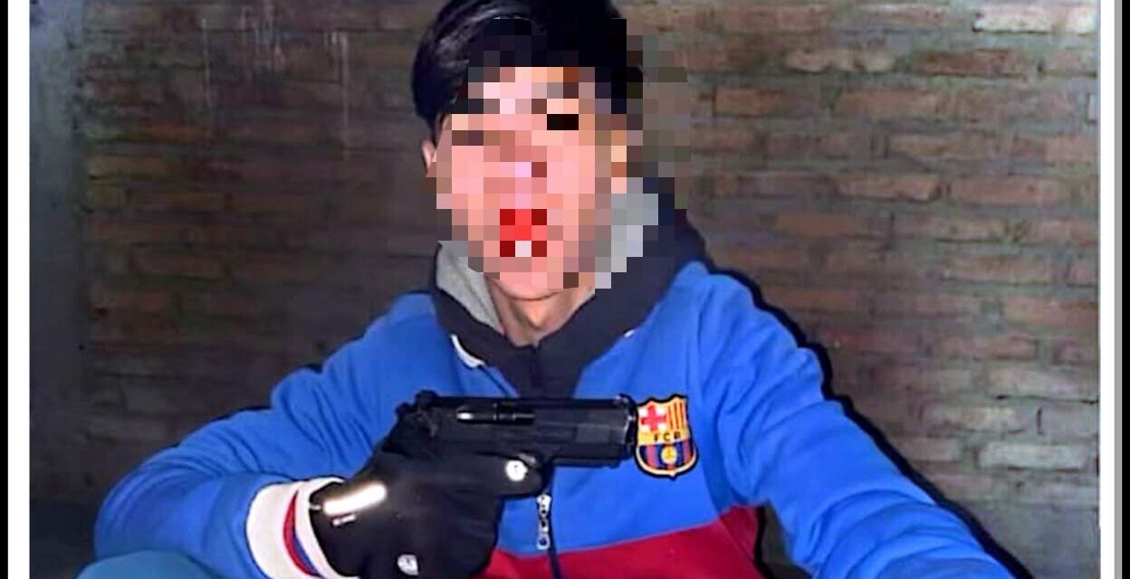 Tiene 18 años, mostraba armas en redes y terminó detenido tras un allanamiento
