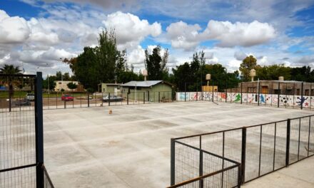 Las Chacritas tendrá una nueva cancha multideportiva: la obra ya alcanzó el 70%