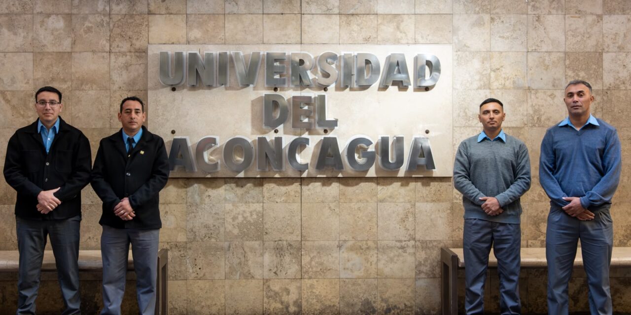 Cuatro efectivos del Servicio Penitenciario se capacitan para combatir el crimen organizado