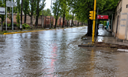 Más de 20 familias afectadas por el temporal en Iglesia: preparan centros de evacuación ante nuevas lluvias