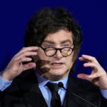 El objetivo más urgente del Gobierno y las maniobras de Javier Milei para evitar el fantasma del lunes negro