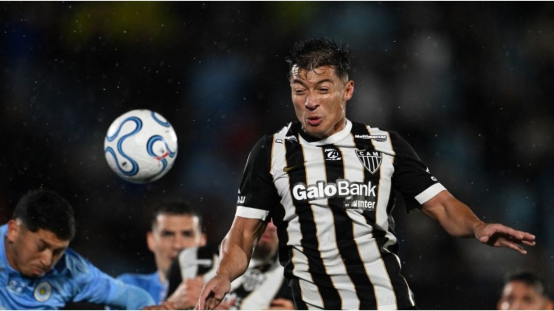 Alan Franco se fue expulsado en Atlético Mineiro y se perderá la final ante Boca