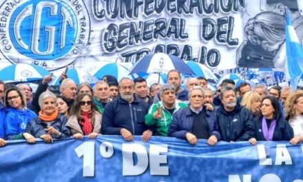 La CGT denuncia una crisis profunda de la industria y marcha contra el Gobierno
