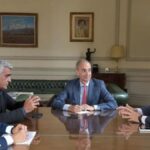 Universitarios aseguran que el secretario de Educación tuvo que retirarse de una reunión por pedido de Sandra Pettovello