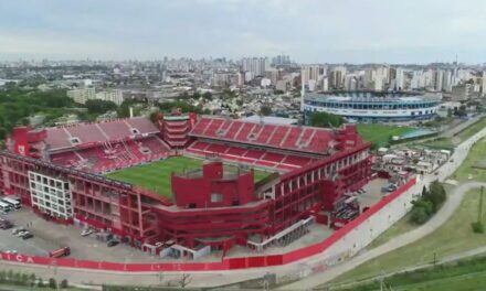A seis cuadras y separados por una rivalidad centenaria: la historia detrás de los estadios de Racing e Independiente
