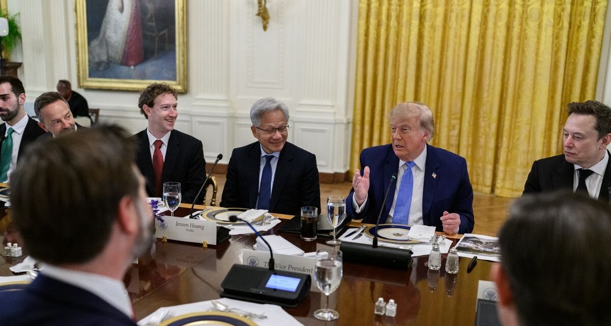 Qué acordaron Donald Trump y los gigantes tecnológicos sobre la IA