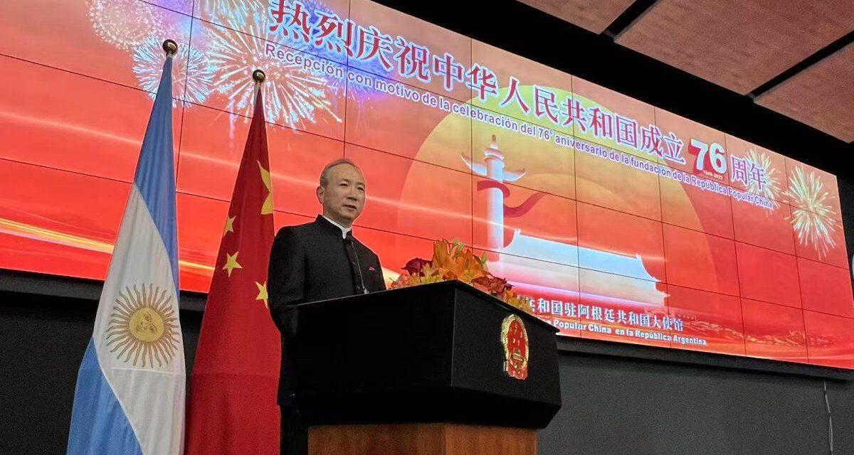 China apuntó contra Peter Lamelas y rechazó las acusaciones sobre su tecnología en Argentina