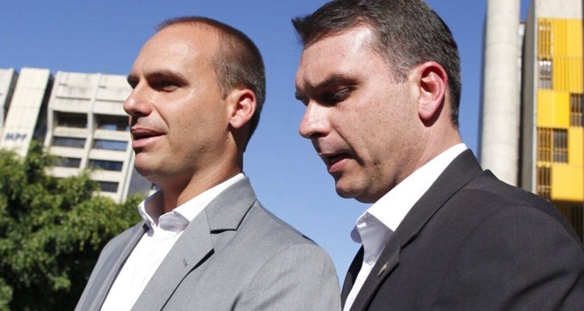 Brasil ordenó detener al hermano de Flavio Bolsonaro en plena campaña para el balotaje