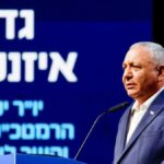 el principal rival de Benjamin Netanyahu prometió derrotar a Hamás en sus primeros 18 meses