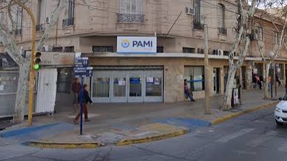 Médicos del PAMI iniciaron un paro de 96 horas y atenderán solo urgencias y recetas