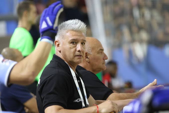 Tristeza doble para el hockey argentino: subcampeonato y despedida del Negro Páez