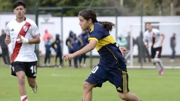 Tarzán, el enganche sanjuanino de 15 años que ilusiona a Boca en la Messi Cup