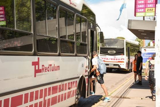 El transporte público busca llegar al verano con todas las unidades equipadas con aire acondicionado