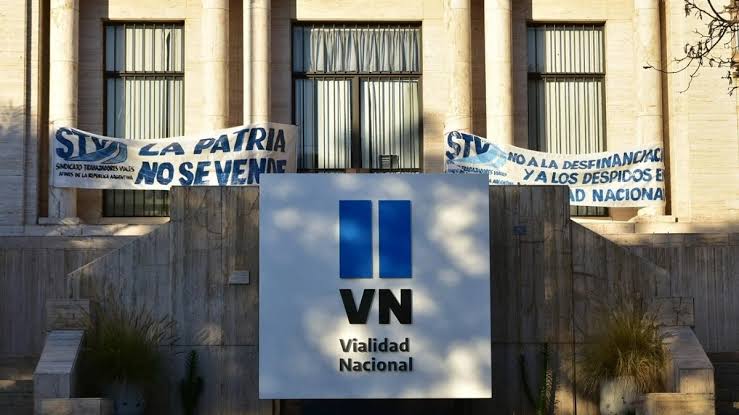 La salida de un funcionario sacude a Vialidad Nacional y genera incertidumbre sobre su futuro