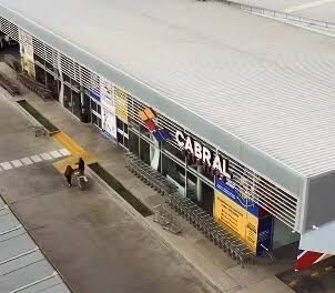 Cierra una sucursal de Cabral y 18 trabajadores quedan afectados en medio de la crisis del comercio