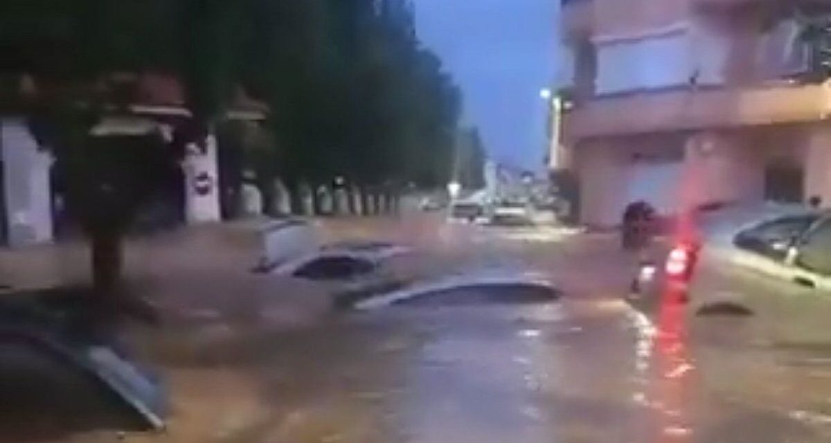 Autos arrastrados, inundaciones y una víctima fatal de 100 años
