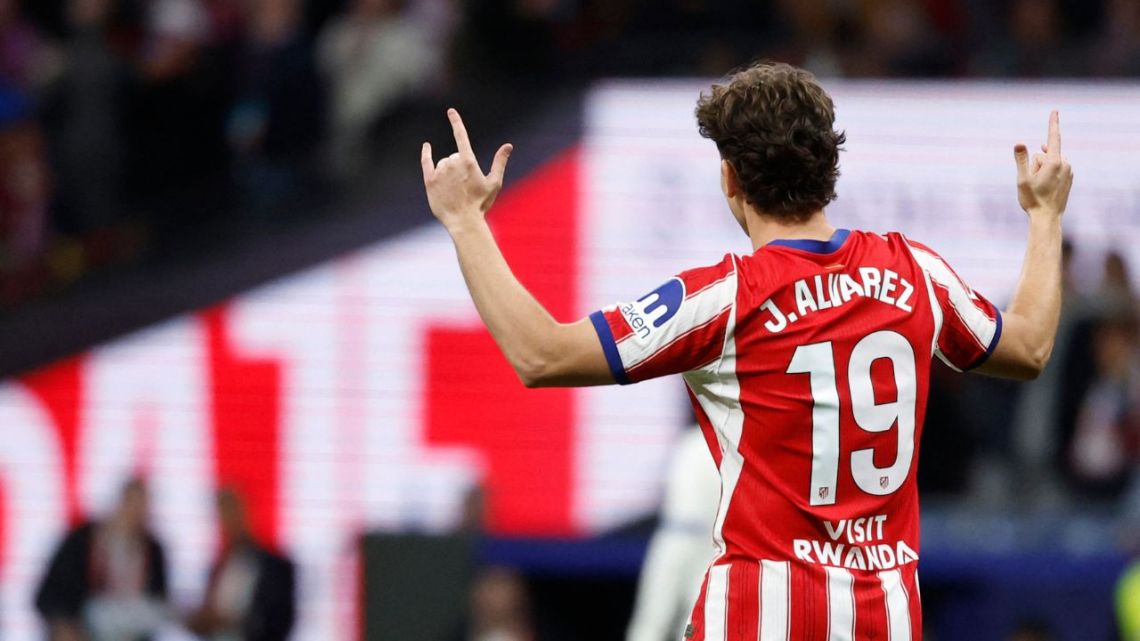 Julián Álvarez volvió a convertir y le dio la victoria al Atlético de Madrid ante Deportivo La Coruña