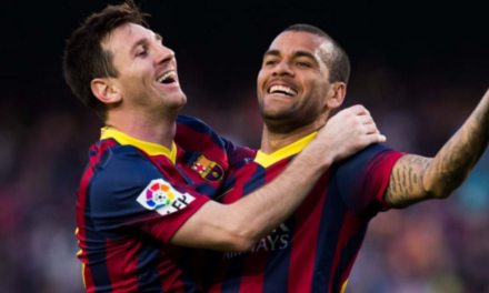 Dani Alves bancó a Messi y apuntó contra el periodismo y los hinchas argentinos: «No lo trataron como merecía»