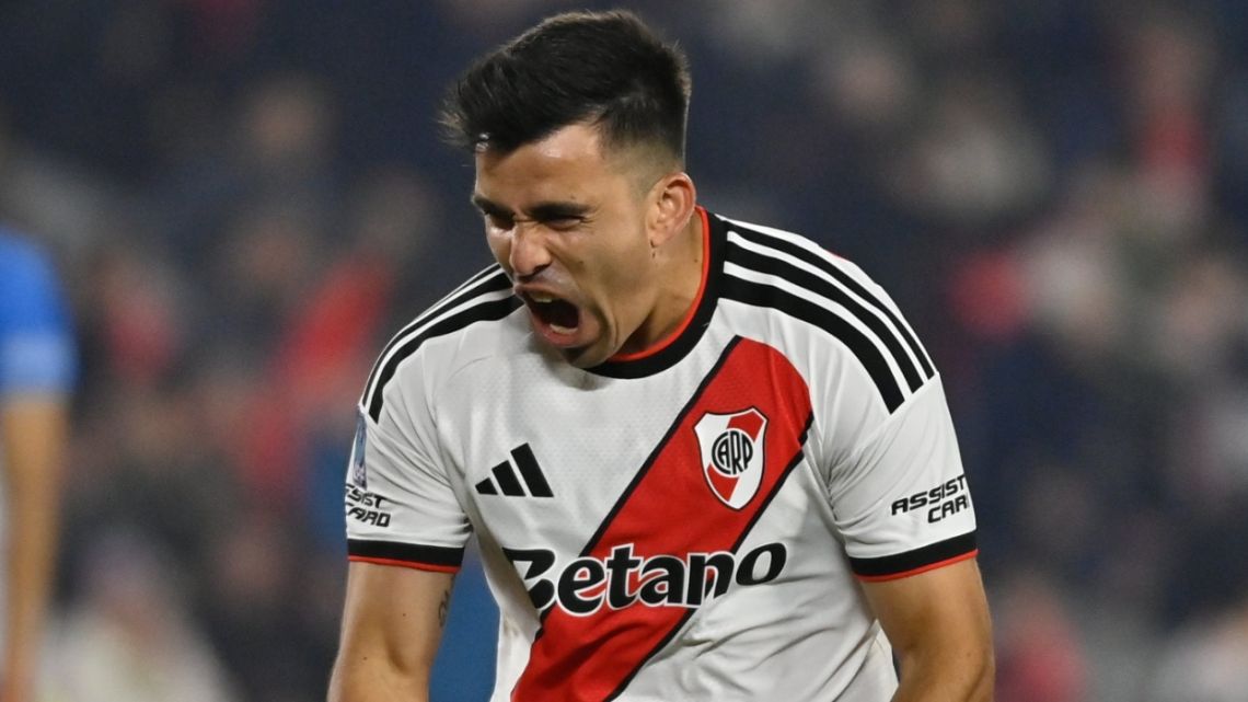 Marcos Acuña terminó con molestias físicas y es duda en River para los próximos partidos