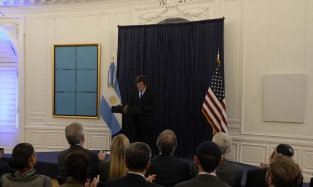 Javier Milei cerró su visita a EEUU con un acto contra el antisemitismo y prometió tolerancia cero