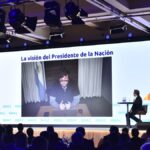 con tono electoral, culpó al peronismo y al contexto internacional por la suba del riesgo país