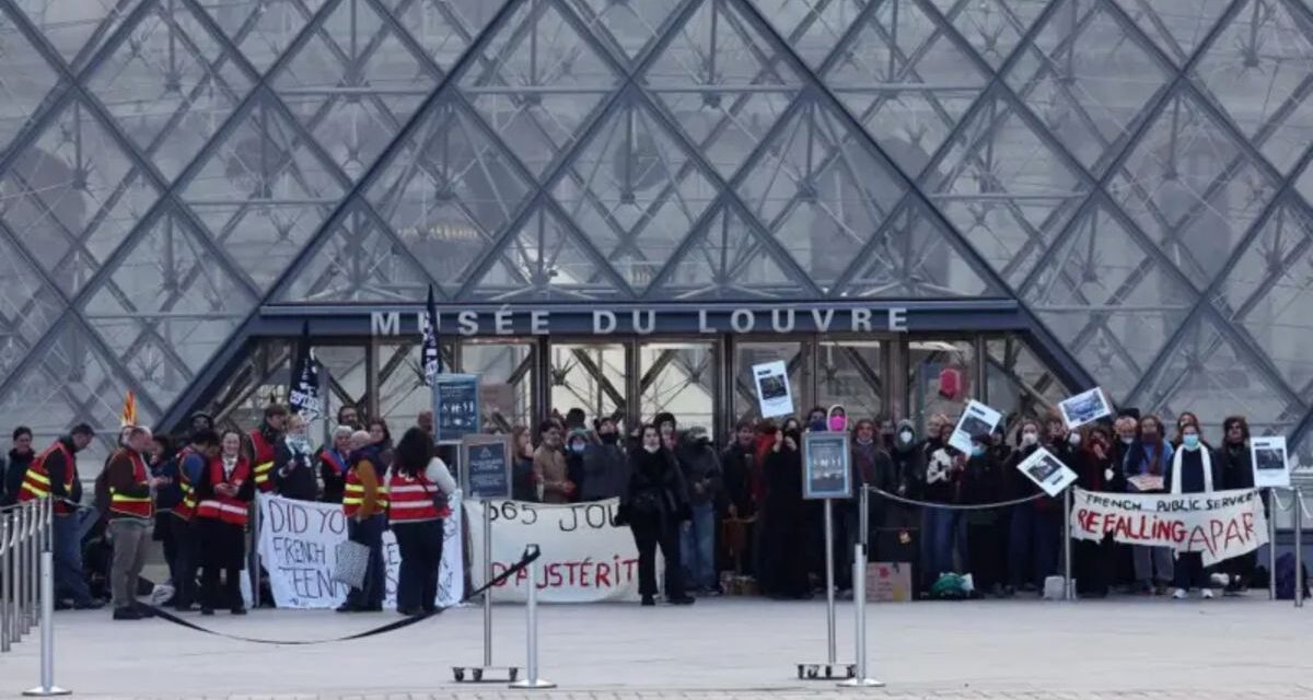 El Museo del Louvre no abrió tras el bloqueo y anticipan otra jornada de protestas