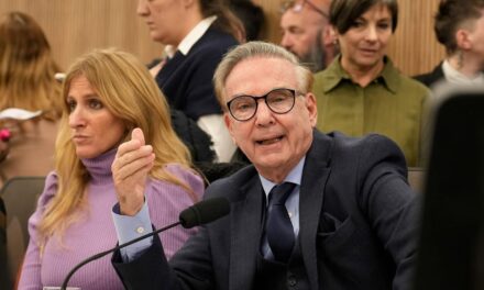 Miguel Ángel Pichetto cuestionó a Javier Milei y aseguró que Karina está supliendo al Presidente