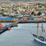 El embajador del Reino Unido en Chile visita Magallanes en medio de las tensiones con Argentina por Malvinas