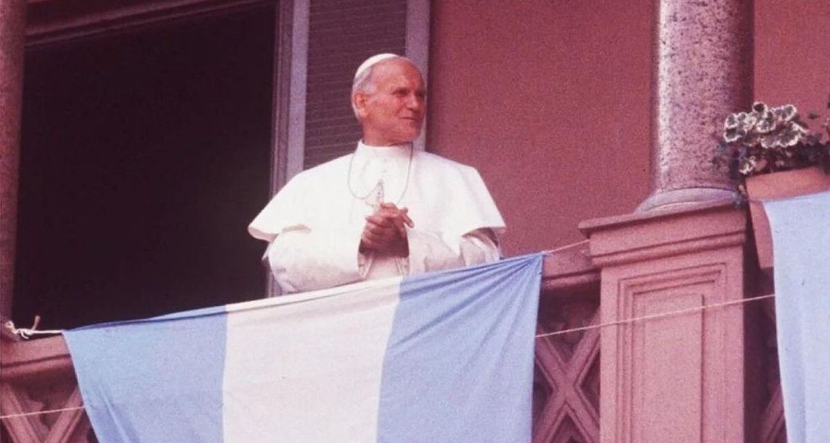 Cuándo fue la última visita de un Papa a la Argentina: un viaje por 10 ciudades y una misa frente a 1 millón de fieles